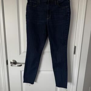 Universal Thread Dark Blue Denim Skinny Jeans with Raw Hem